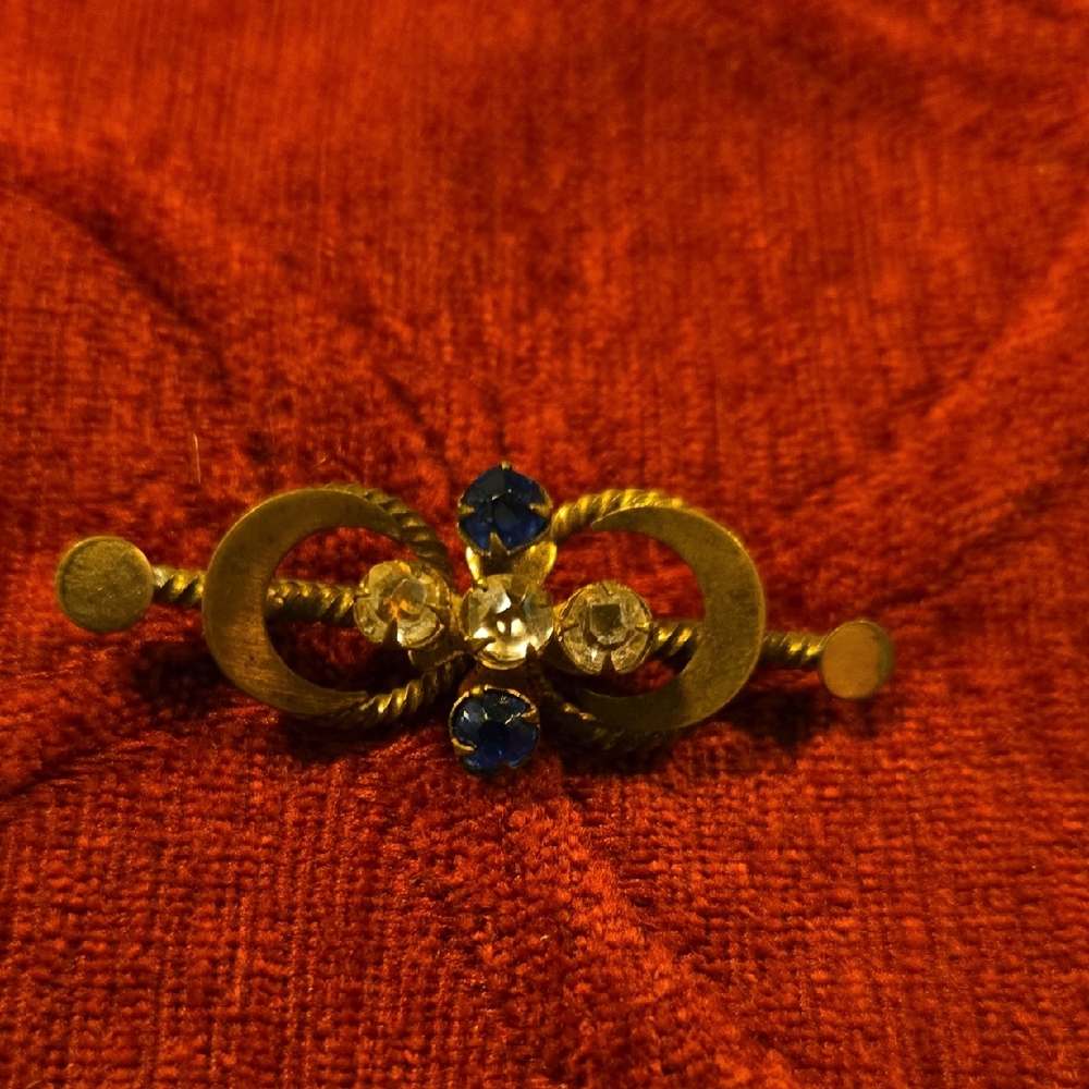 Victorian Blue And Clear Glass Brooch